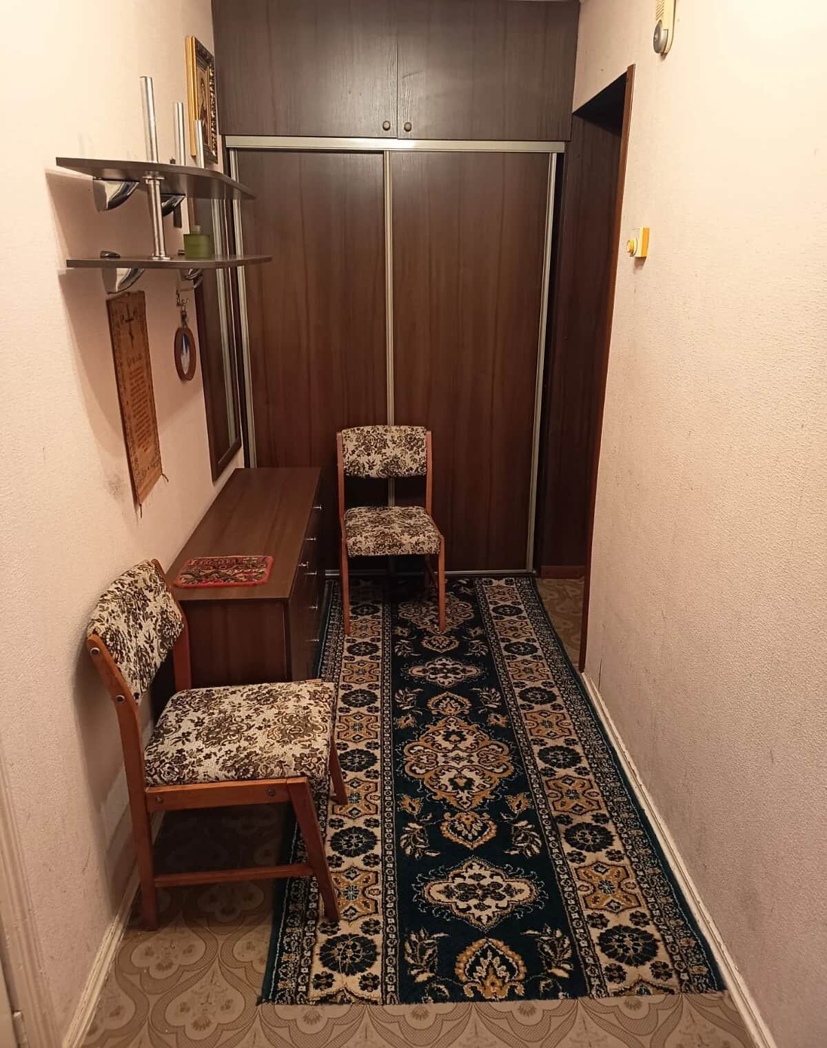 3-кімнатна квартира, Шостка: косметичний ремонт, бойлер, балкон - фото 2