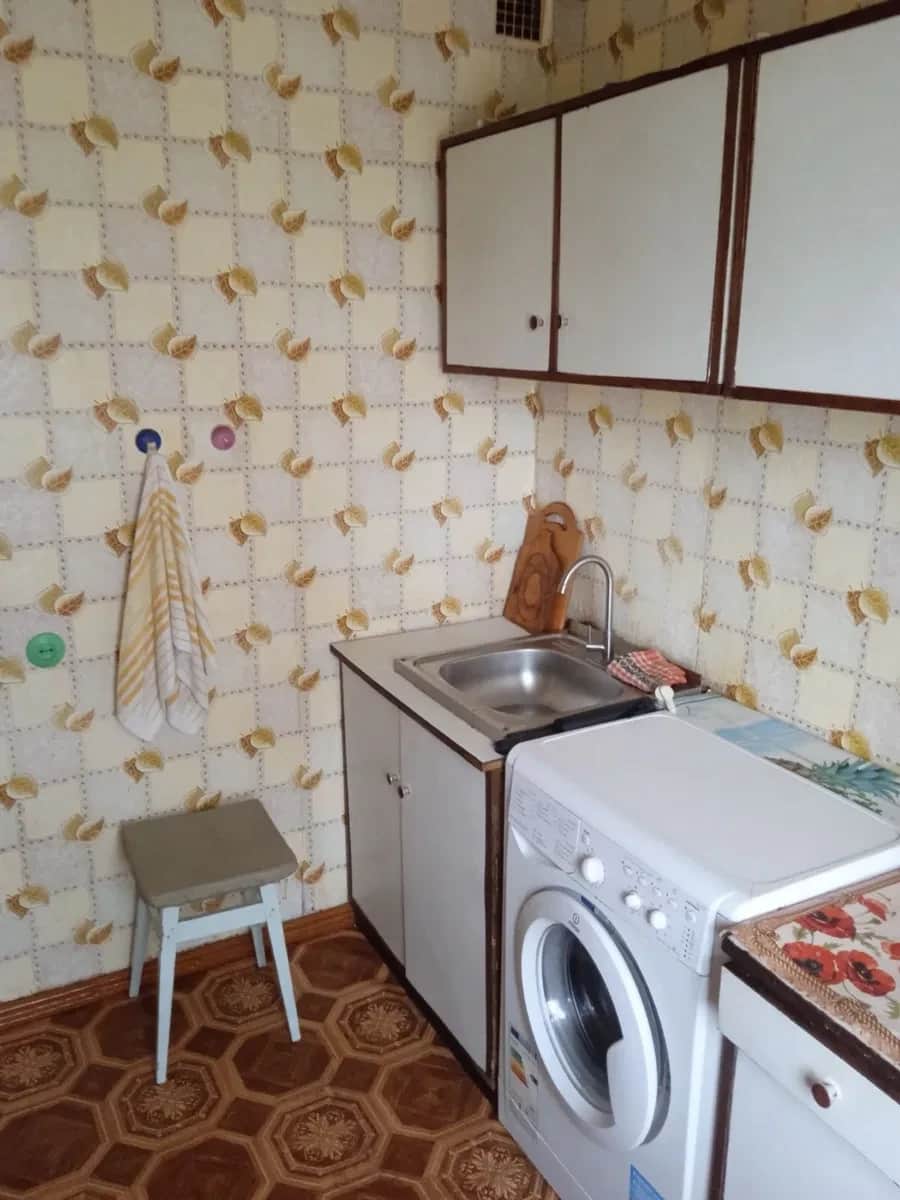 3-кімнатна квартира, Шепетівка: лоджія, 2 комори - фото 2