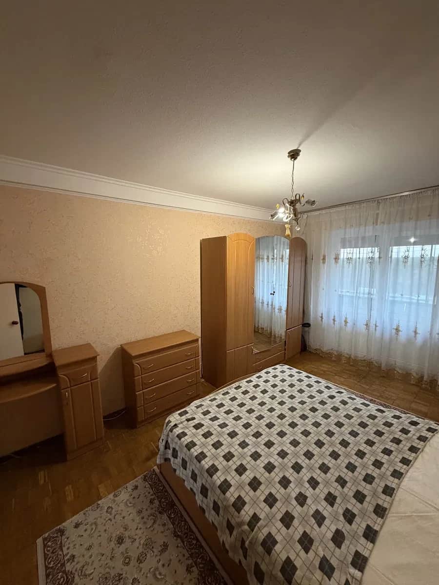 3-кімнатна квартира, Деснянський: два балкони, до метро 7 хв маршруткою - фото 2