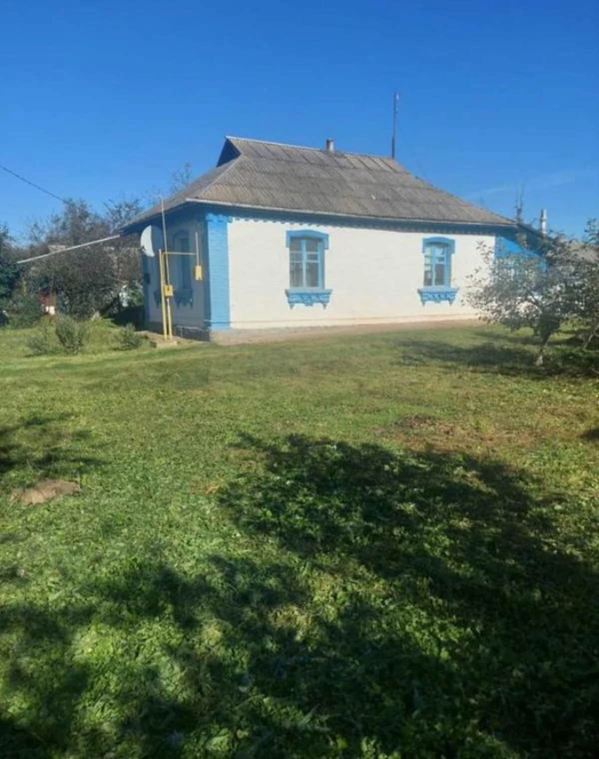 Будинок, Цибулів: 24 сотки, пічне й газове опалення, тераса - фото 1