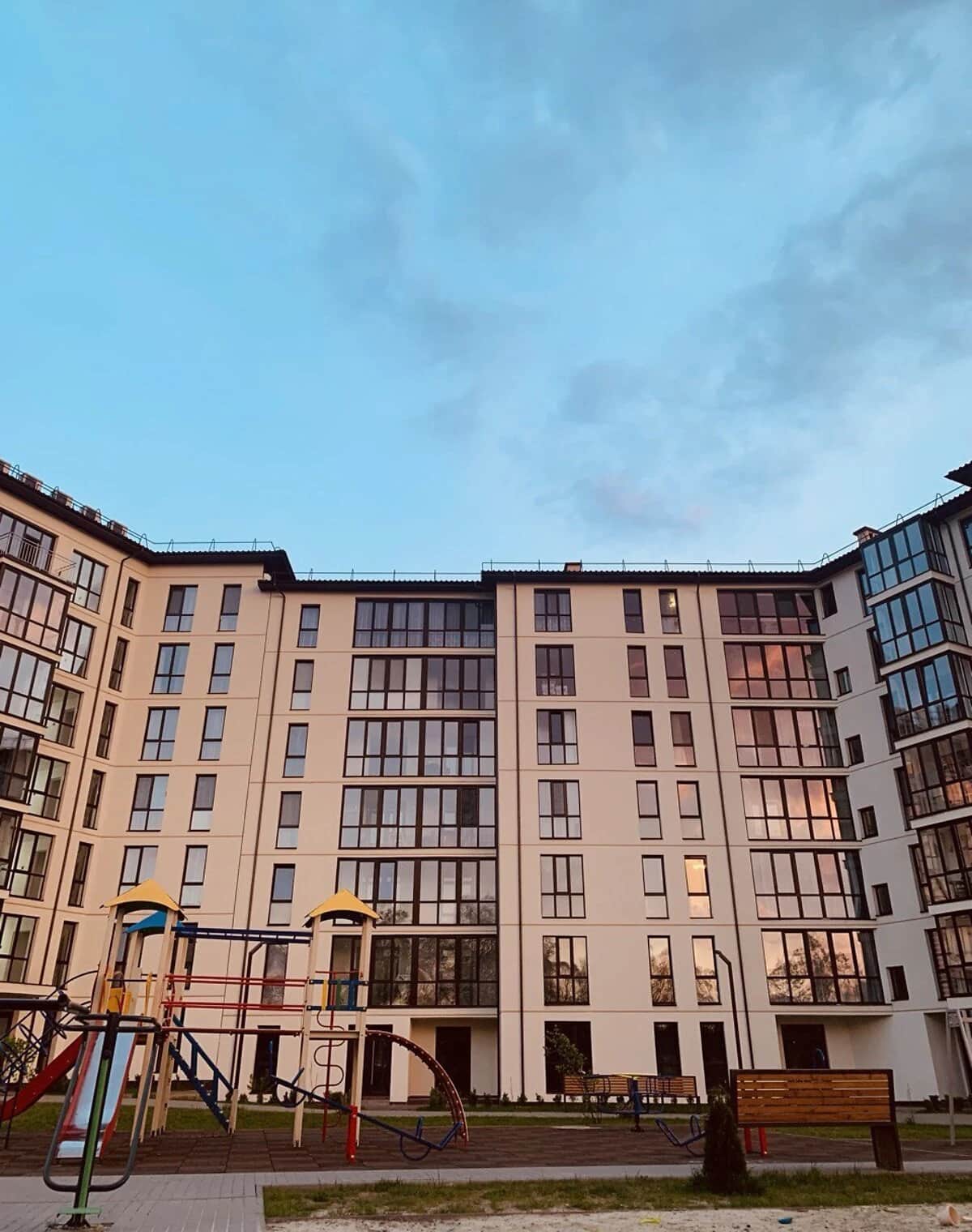 1-кімнатна квартира, Голубине: кухня-студія, дизайнерський ремонт - фото 2