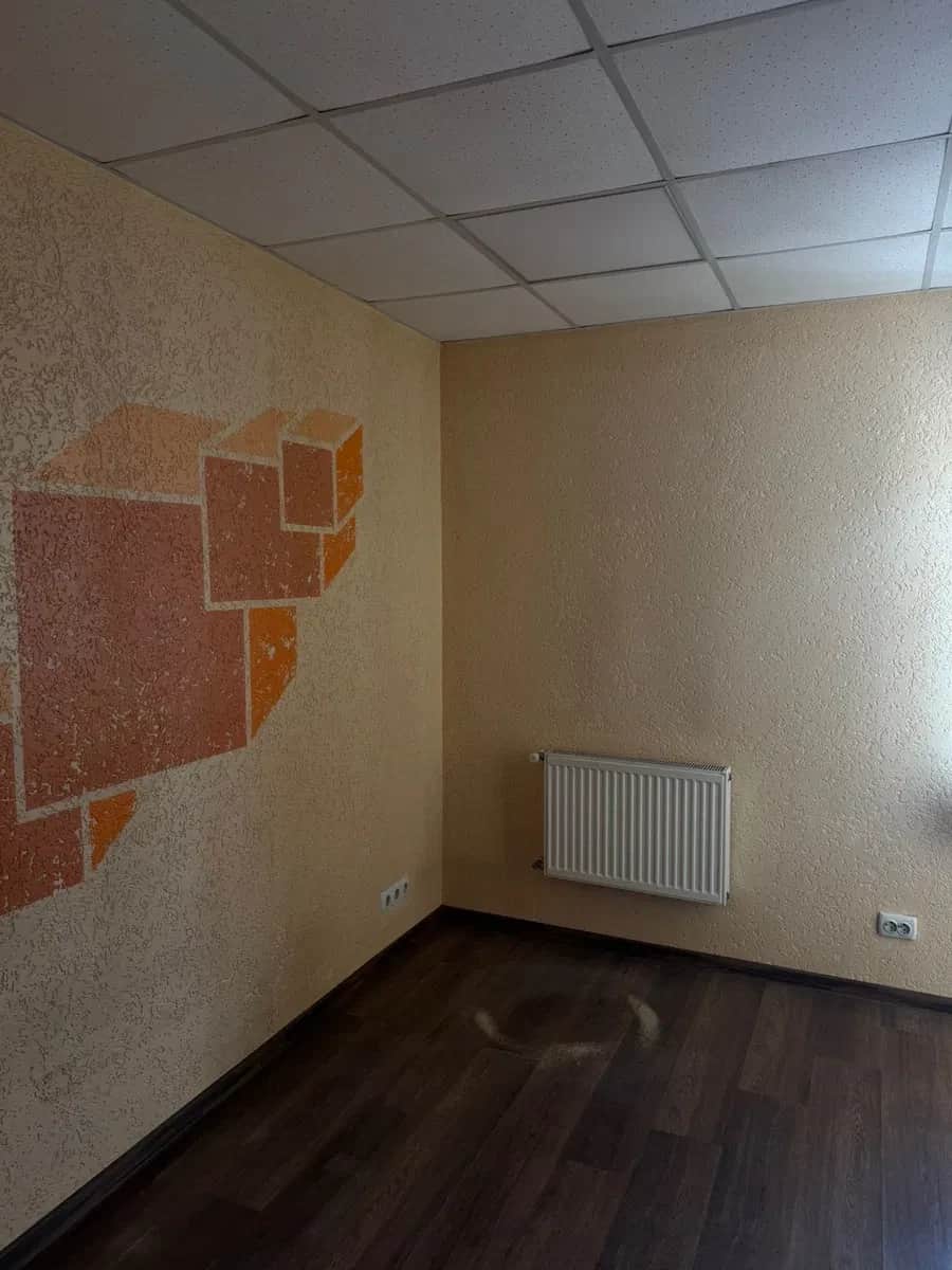 Кабінет, Звенигородка: 1 поверх, без комісії, охорона території - фото 2
