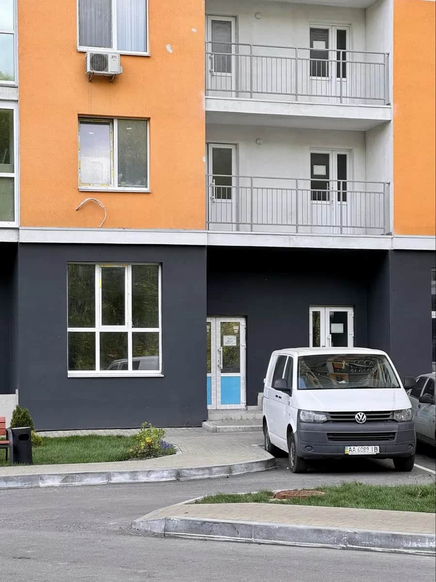 Приміщення у ЖК Оранж сіті: фасадне, ремонтні канікули - фото 2
