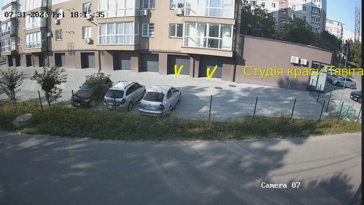 Приміщення, Калуш: 2 гаражі з ремонтом, фасадне - фото 1