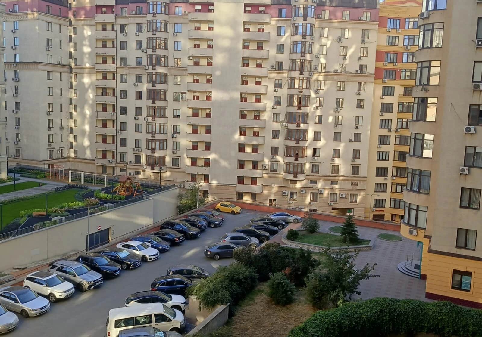 2-кімнатна квартира, Шевченківський: укриття, закритий двір, 2 санвузли - фото 1