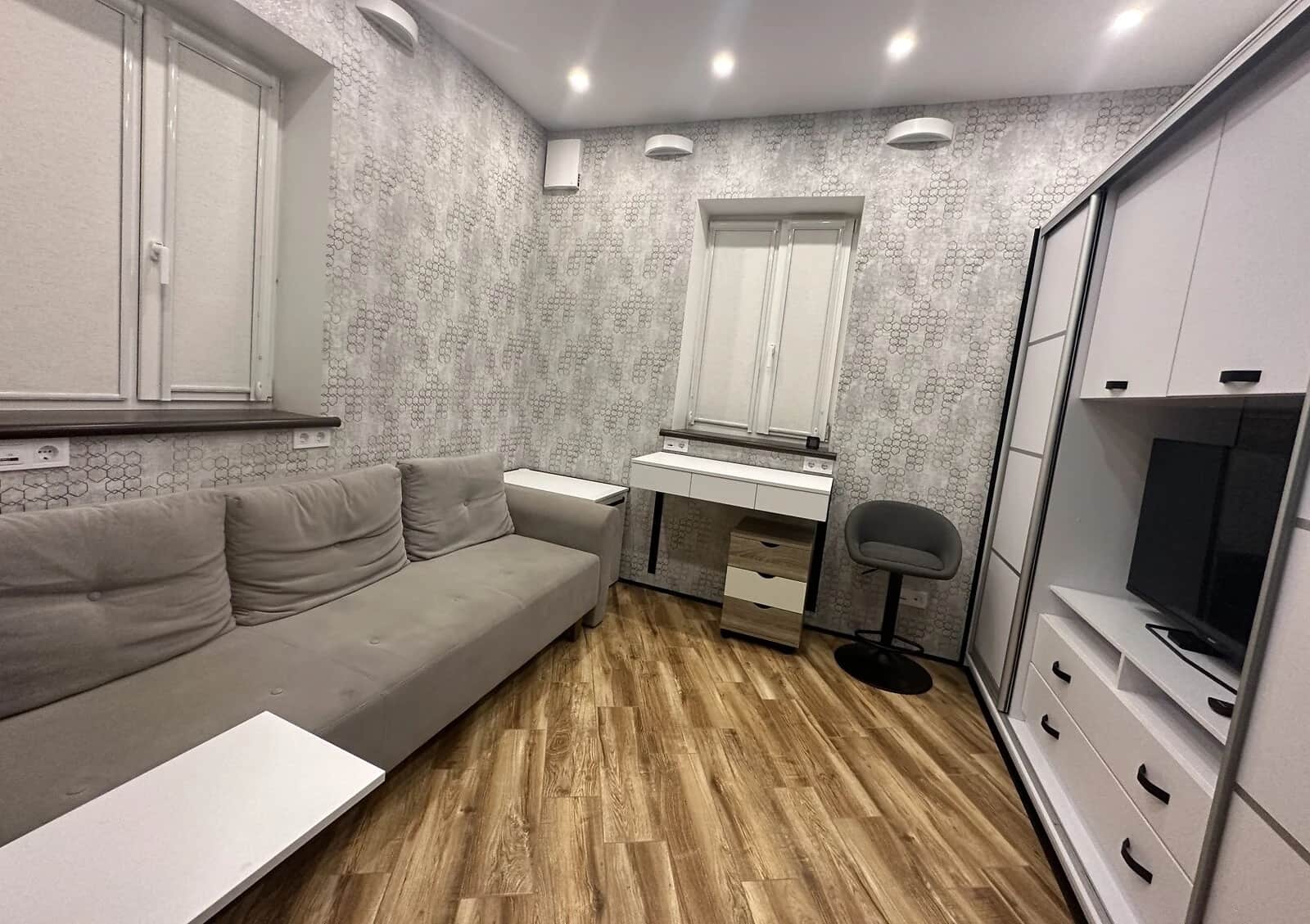 1-кімнатна квартира, Святошинський: кухня-студія, дизайнерський ремонт - фото 2