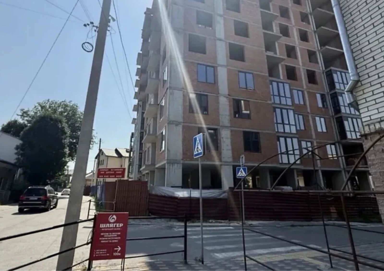 2-кімнатна квартира, вул. Стецька Ярослава: кухня-студія, панорамні вікна - фото 1