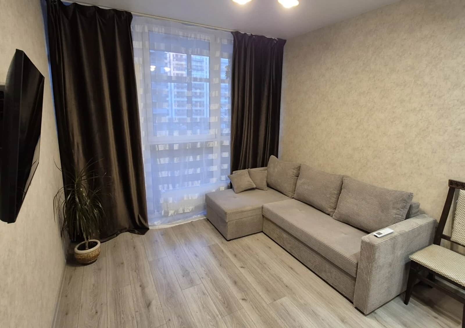 3-кімнатна квартира, Виноградар: будинок 2020 року, закритий двір - фото 2
