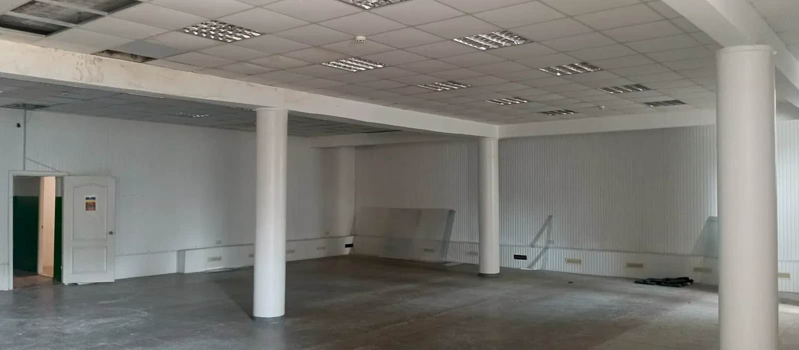 Магазин, Долгинцевський: торгівля косметикою, ремонт - фото 1