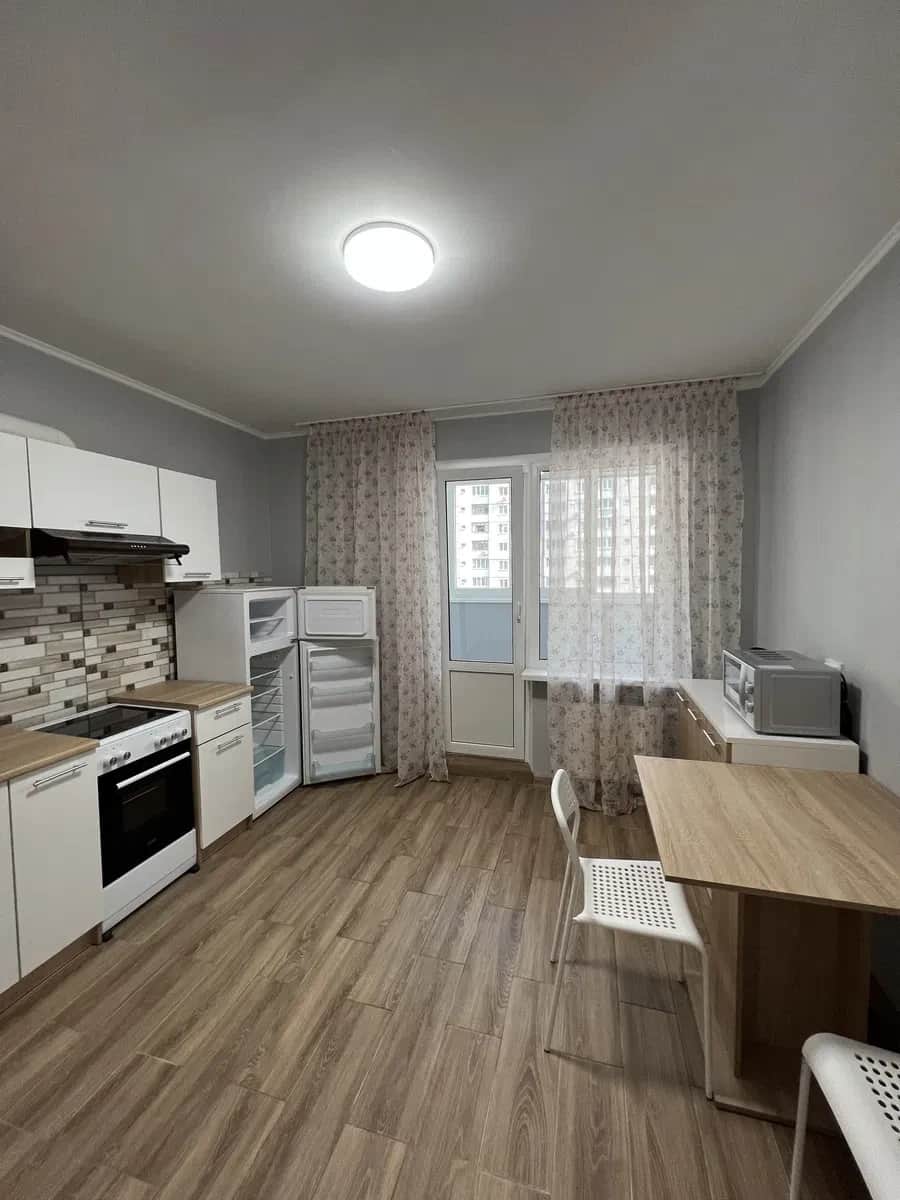 1-кімнатна квартира у ЖК Поетичний: генератор, метро Позняки 10 хв - фото 1