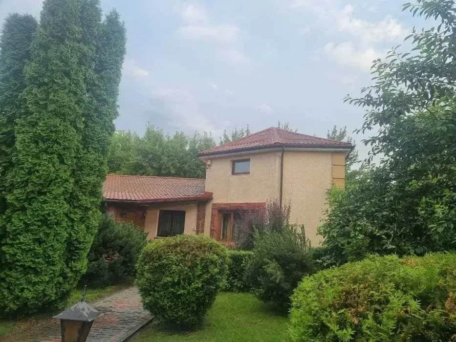 Будинок, Луцьк: басейн, два гаражі, сауна - фото 1