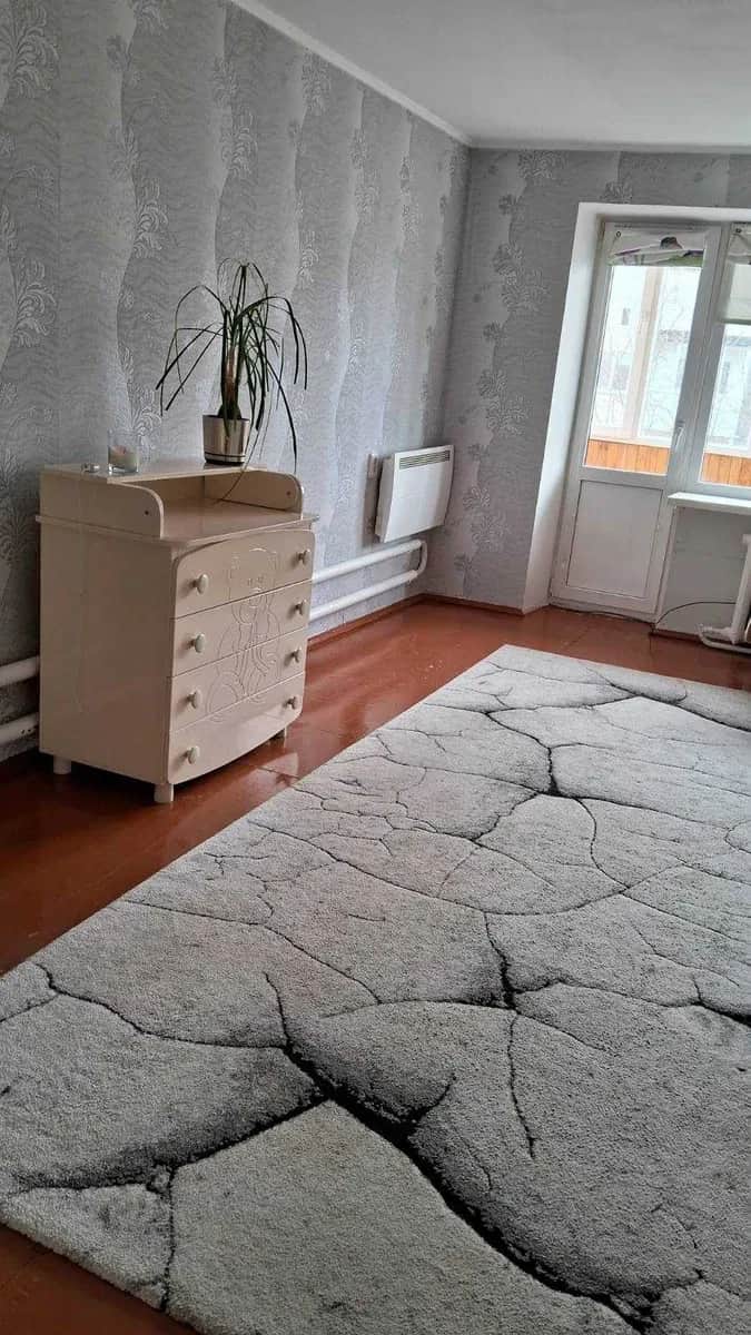 2-кімнатна квартира, Звягель: утеплена по периметру, 2 балкони - фото 1