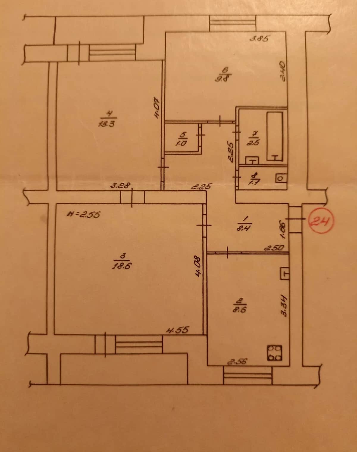 3-кімнатна квартира, Конотоп: цегляні стіни, балкон - фото 1