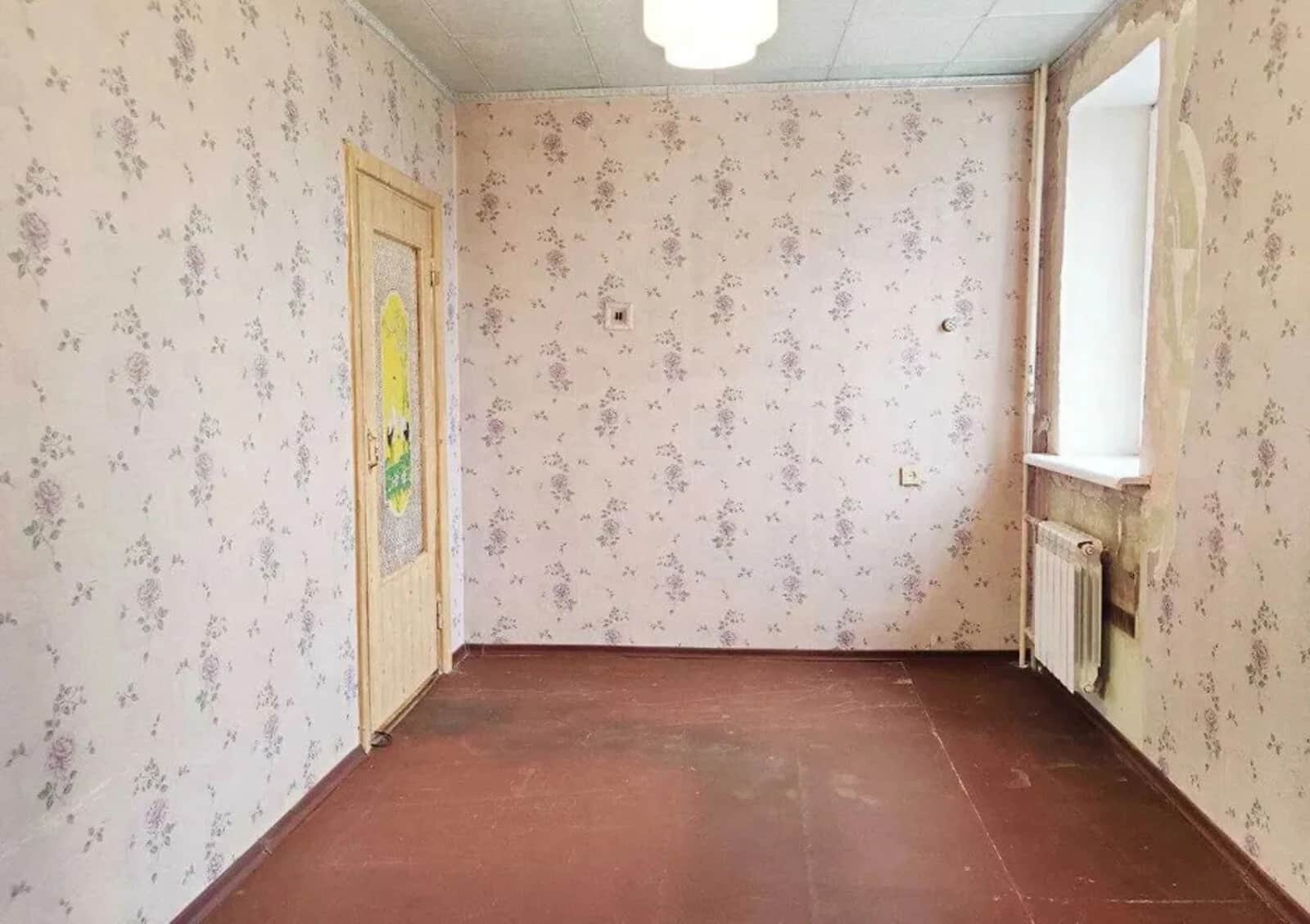 3-кімнатна квартира, вулиця Слов'янська: внутрішній двір, цегляні стіни - фото 1
