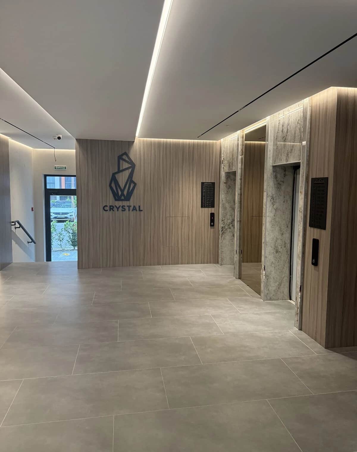 2-кімнатна квартира, Ужгород: новобудова, тераса, укриття - фото 1