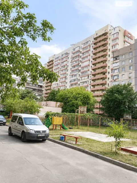 2-кімнатна квартира, Торгмаш: єОселя, єВідновлення - фото 1