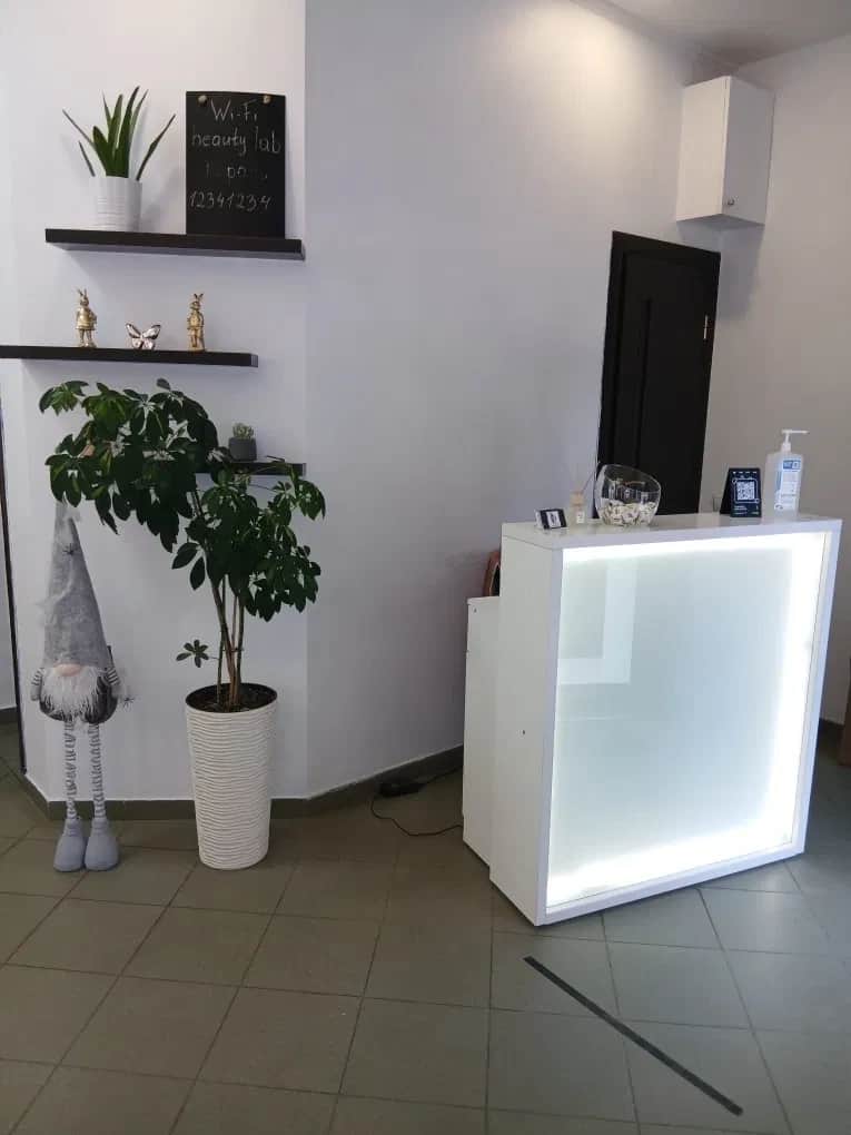 Місце для бровиста, Личаківський: світло 24/7, перший поверх - фото 2