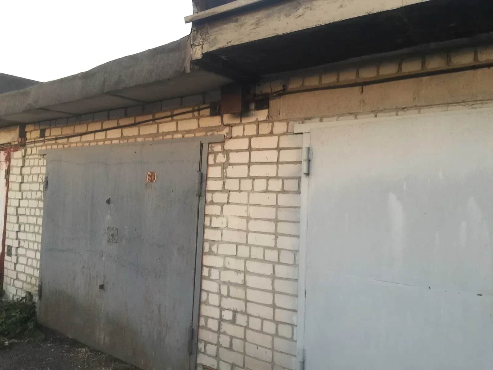 Гараж, АК Будівельник: сухий підвал, орендар залишається - фото 1