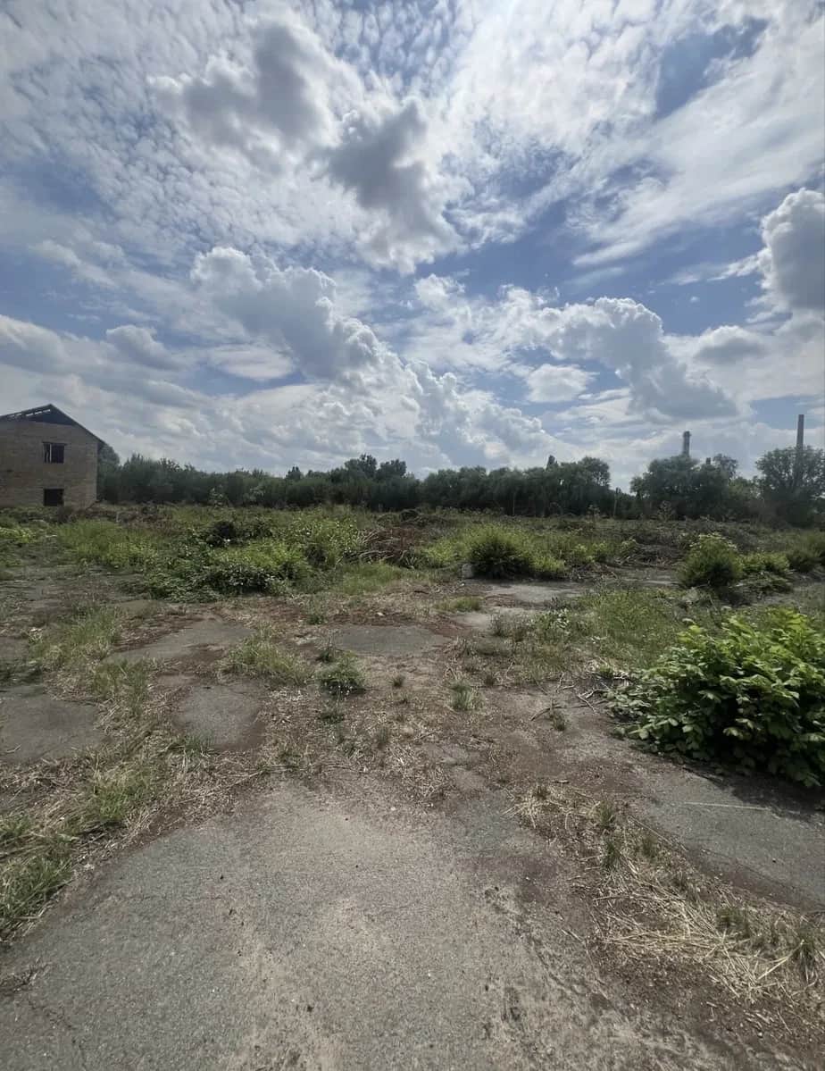 Ділянка 100 соток, Городище: будівля, огорожа, водойма - фото 1