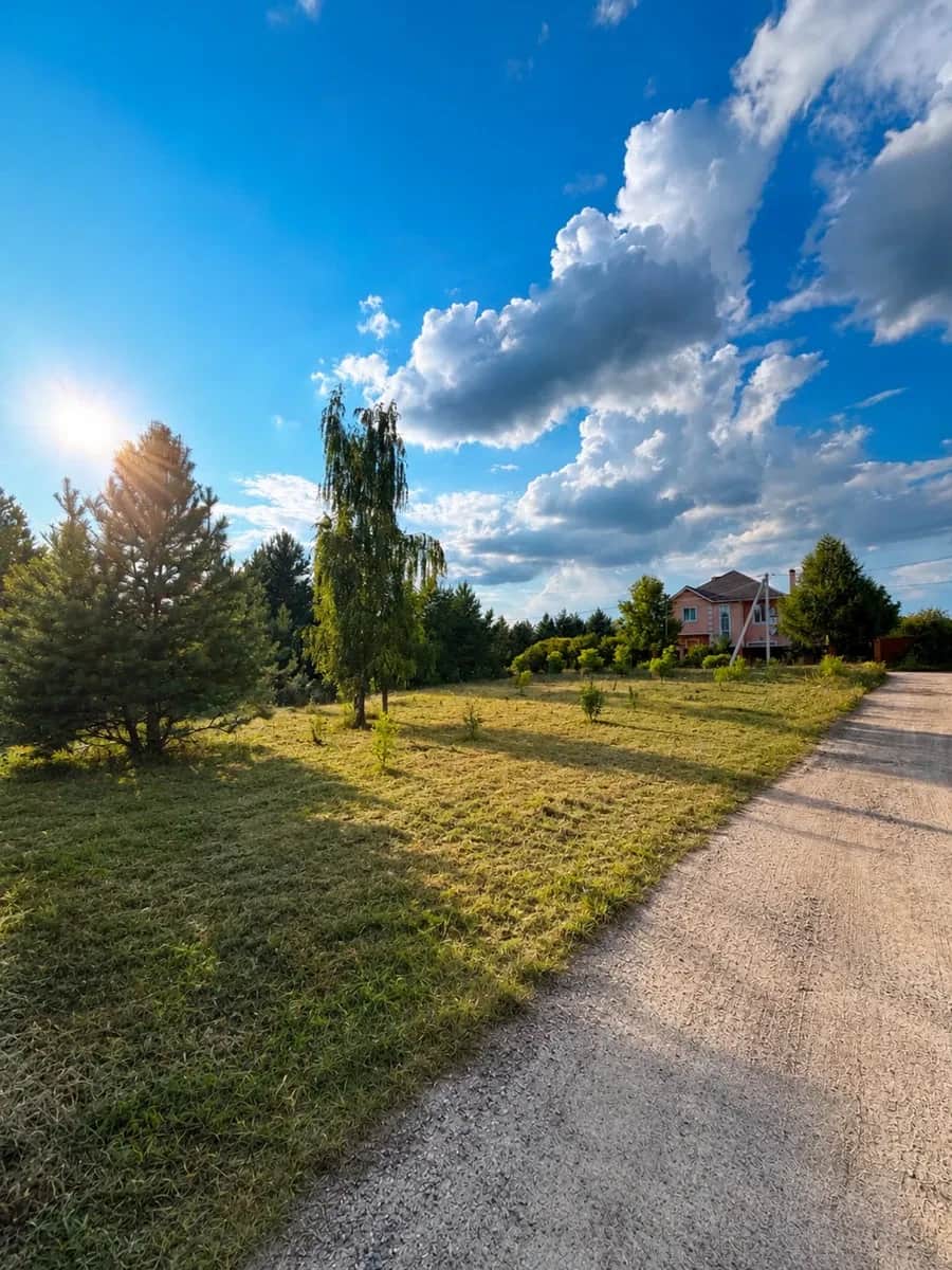 Ділянка 5 соток, Любимівка: електрика та газ, ліс і озеро - фото 1