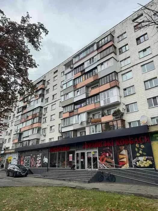 2-кімнатна квартира, Голосіївський: вид на Голосіївський парк, біля метро - фото 2