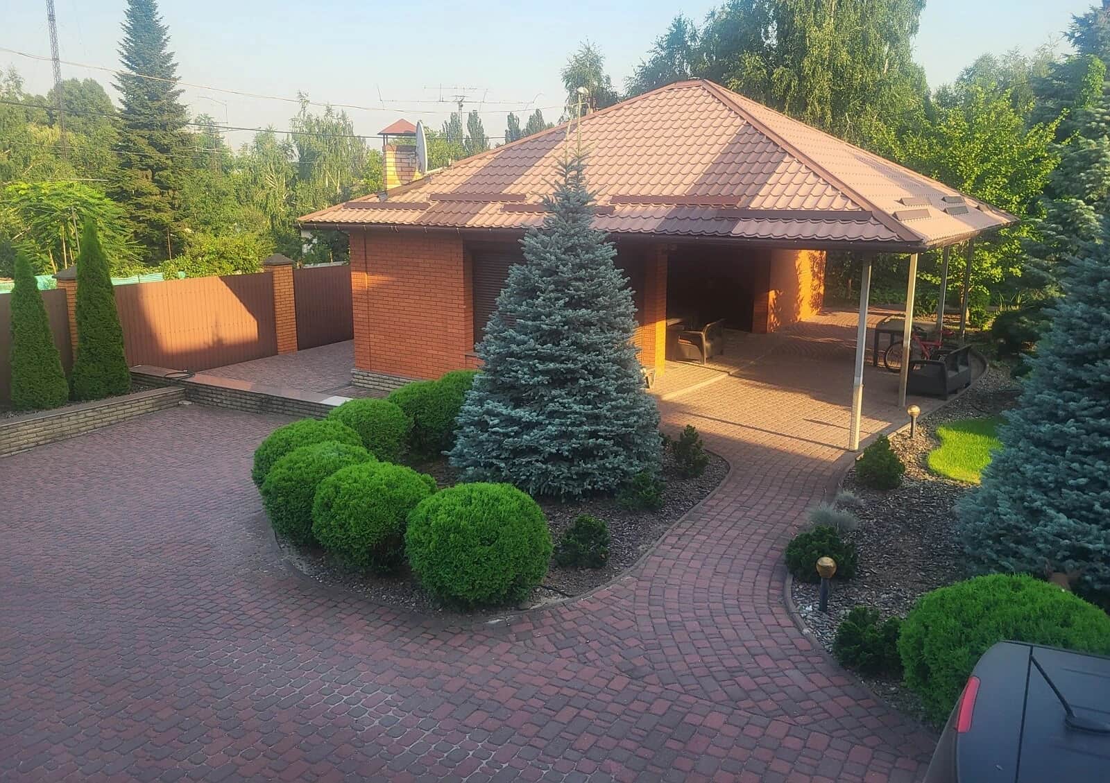 Будинок, Великий Луг: веранда і бесідка, гараж на першому поверсі - фото 2