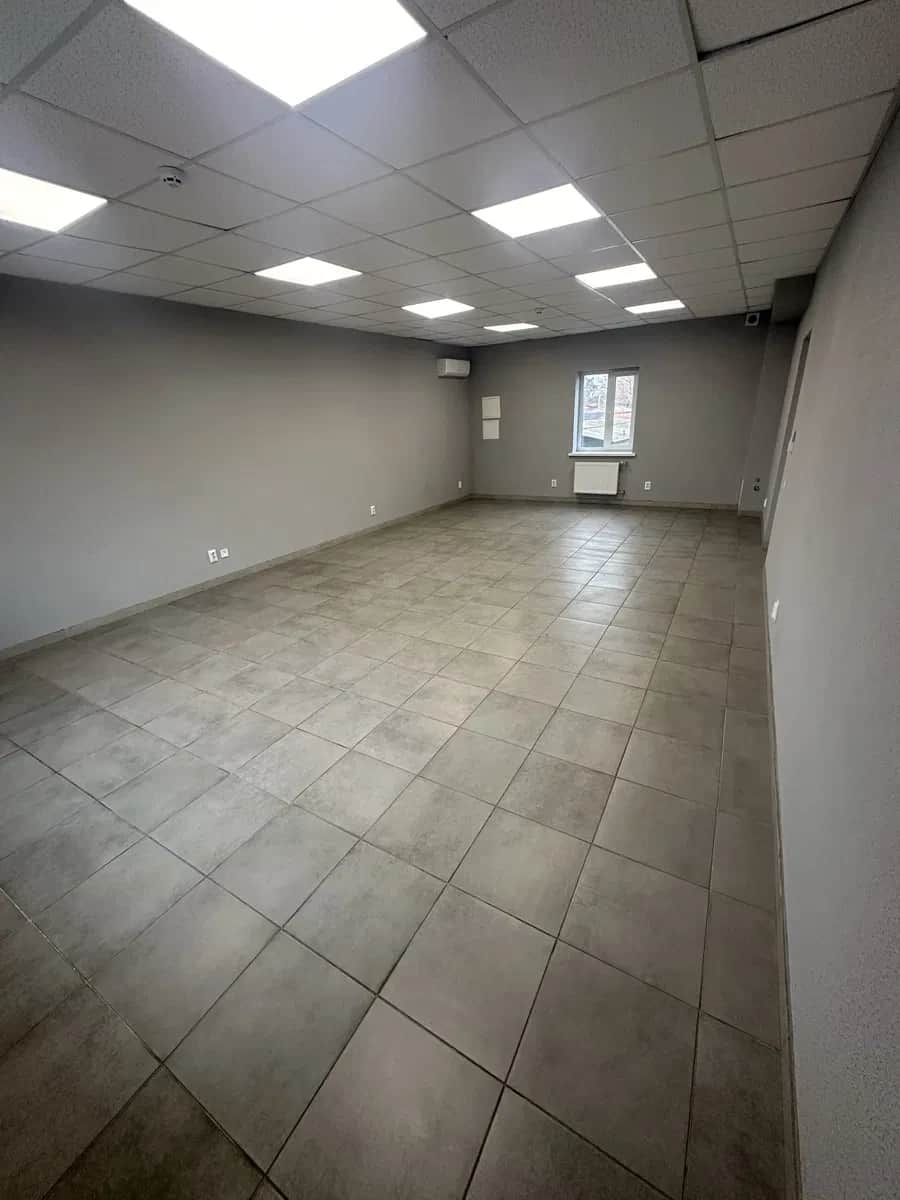 Офіс, Деснянський: метро Лісова за 5 хвилин, світло не вимикається - фото 1
