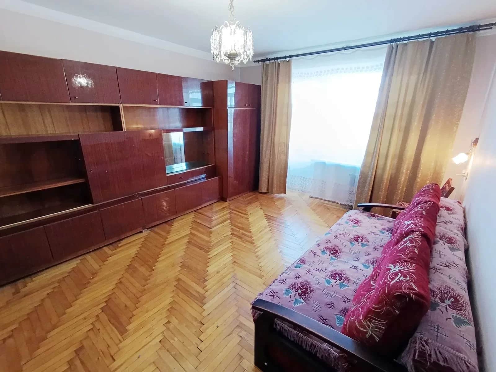 1-кімнатна квартира, Залізничний: засклений балкон, комора - фото 1