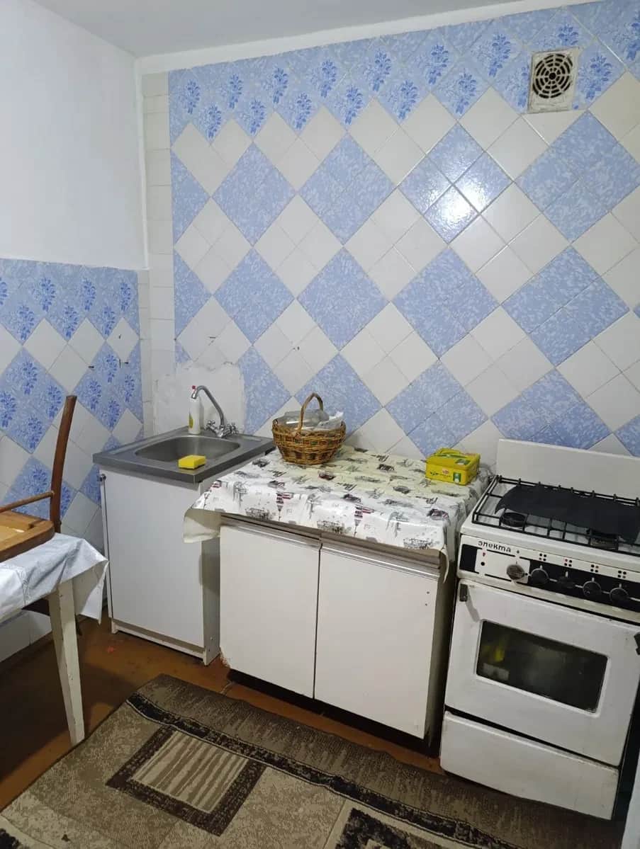 1-кімнатна квартира, Славута: школа номер 1, працює водопостачання - фото 2