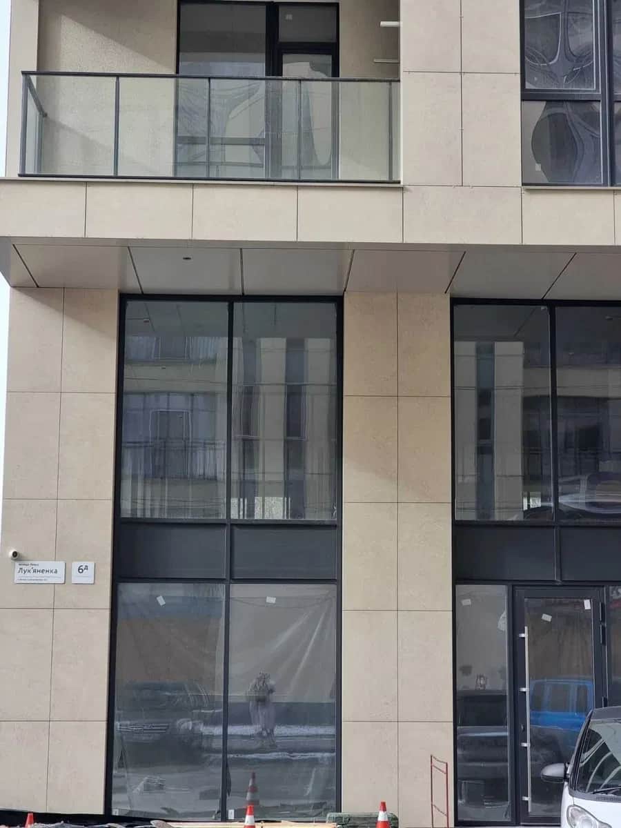 2-кімнатна квартира у ЖК Жовтневий: балкон 5,6 м², під єОселю - фото 2