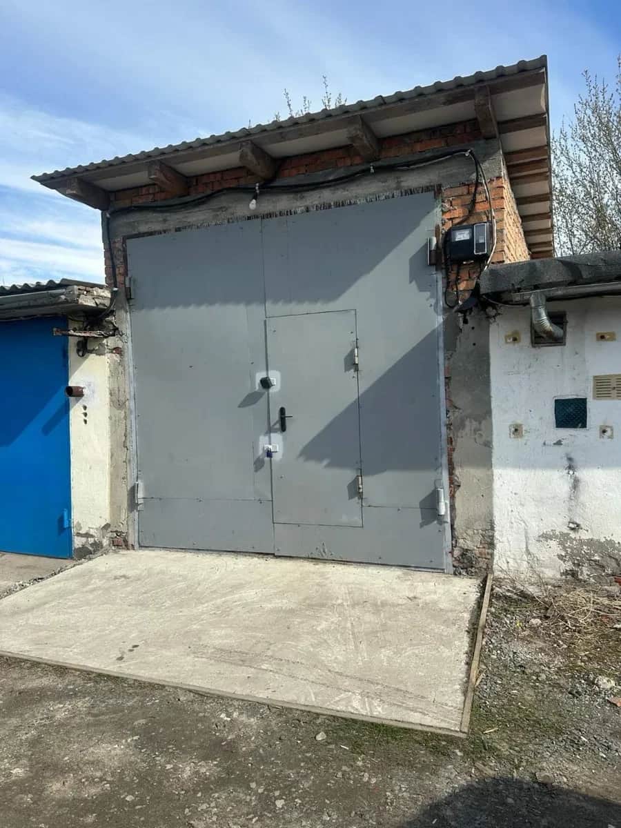 Гараж, Раково: оглядова яма, електрика, СТО поруч - фото 1