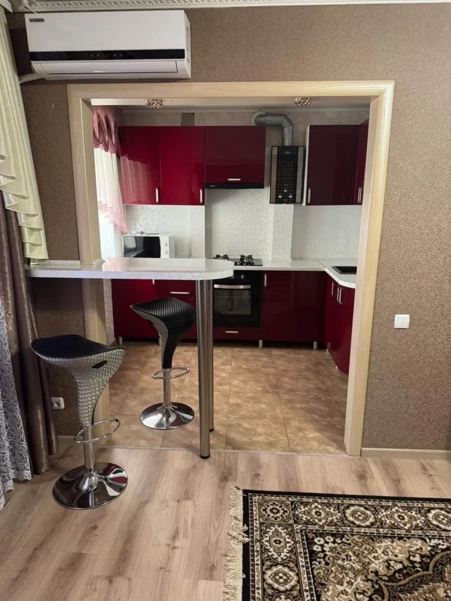 2-кімнатна квартира, Павлоград: для 5-6 осіб, можна з тваринами - фото 2