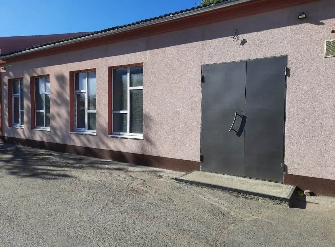 Комерційне приміщення, Умань: біля дороги, поруч зупинки - фото 2