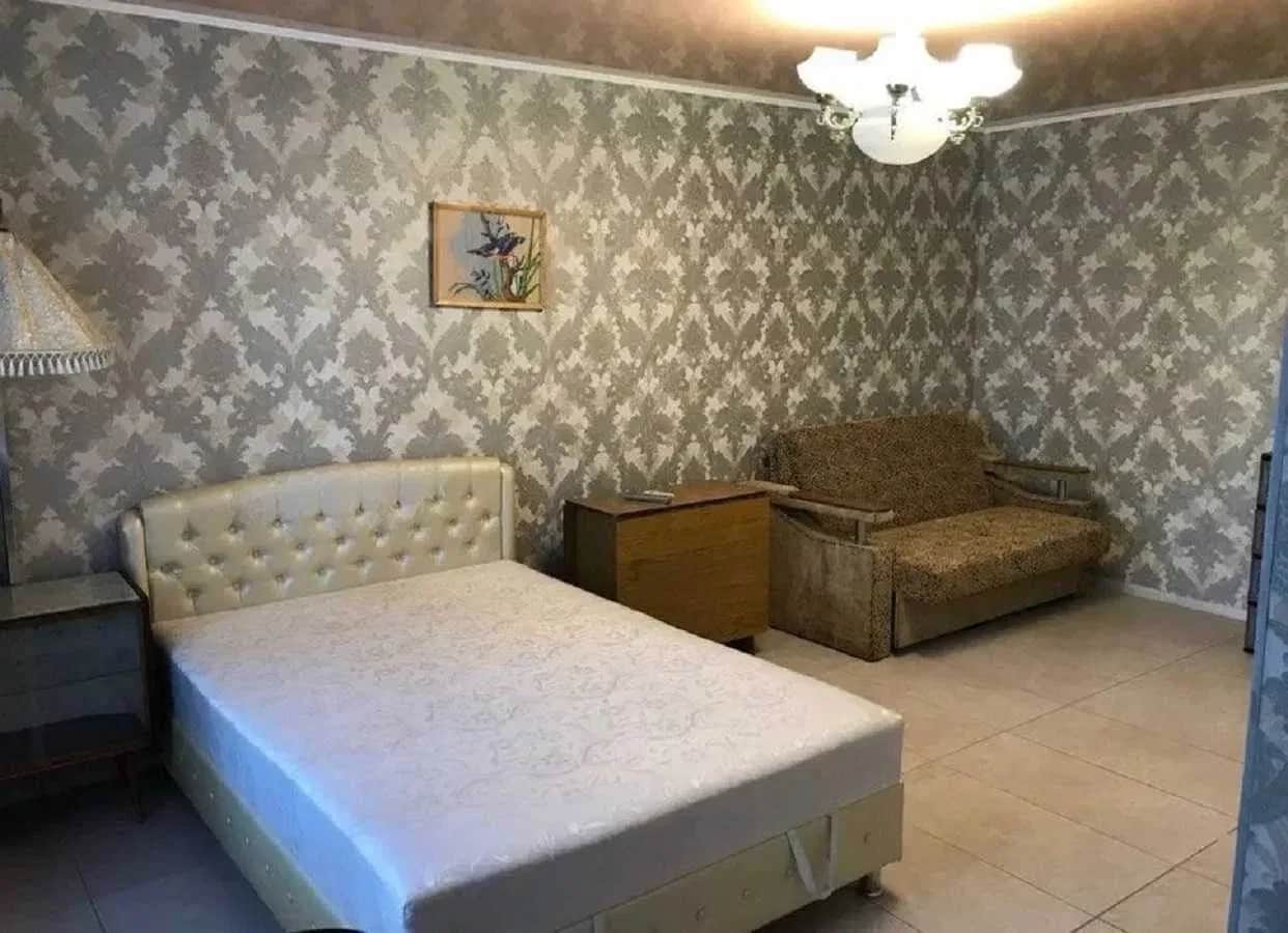 3-кімнатна квартира, Приморський: двоконтурний котел, стелі 3,2 м - фото 1