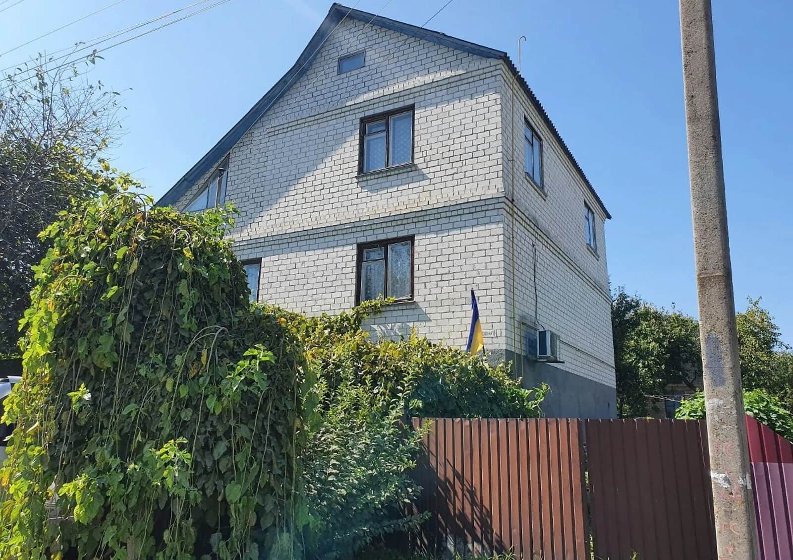 Будинок, Канів: гараж, 3 поверхи, цегляні стіни - фото 1