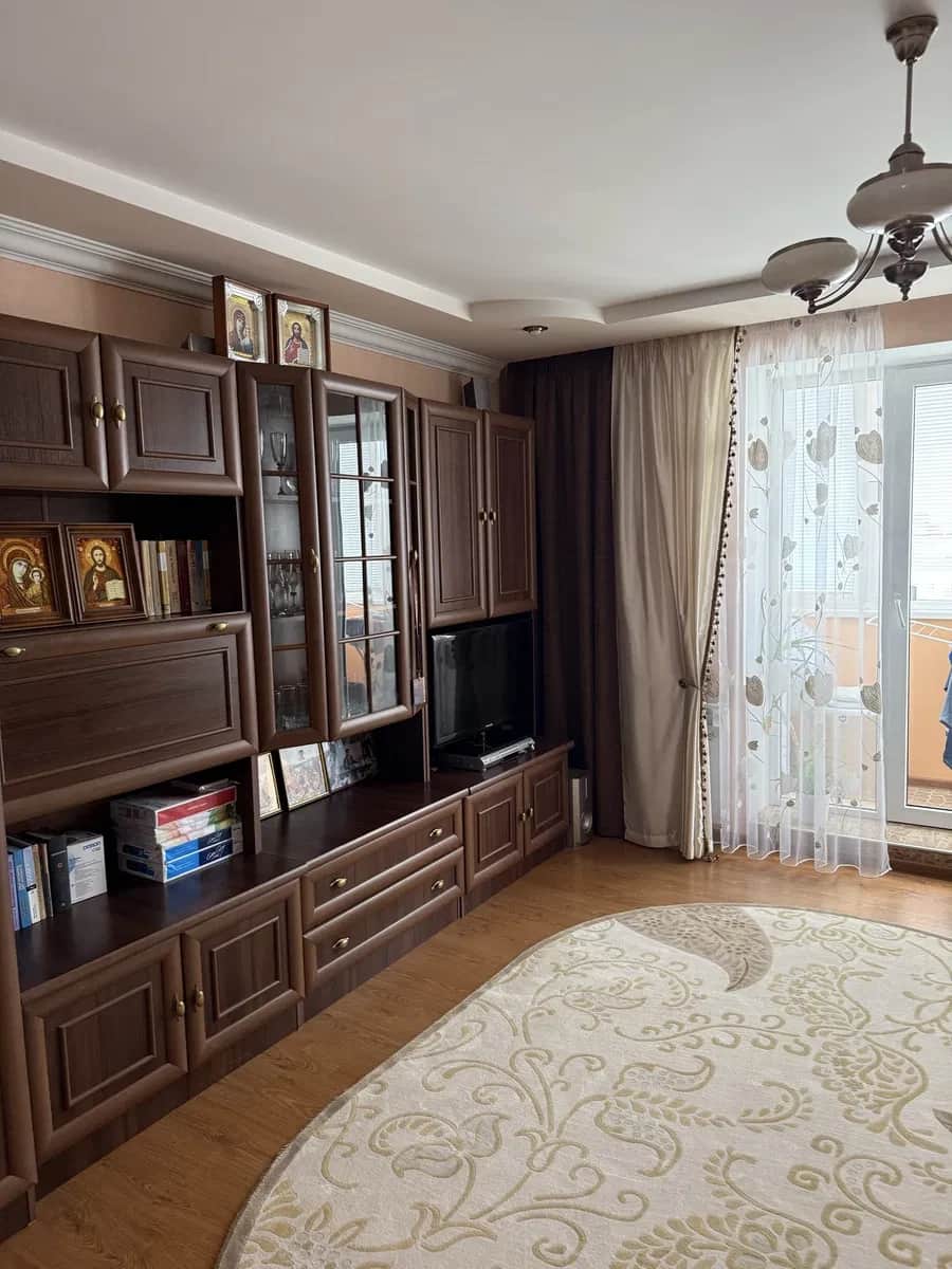 3-кімнатна квартира, район автовокзалу: єОселя, цегляний будинок - фото 1