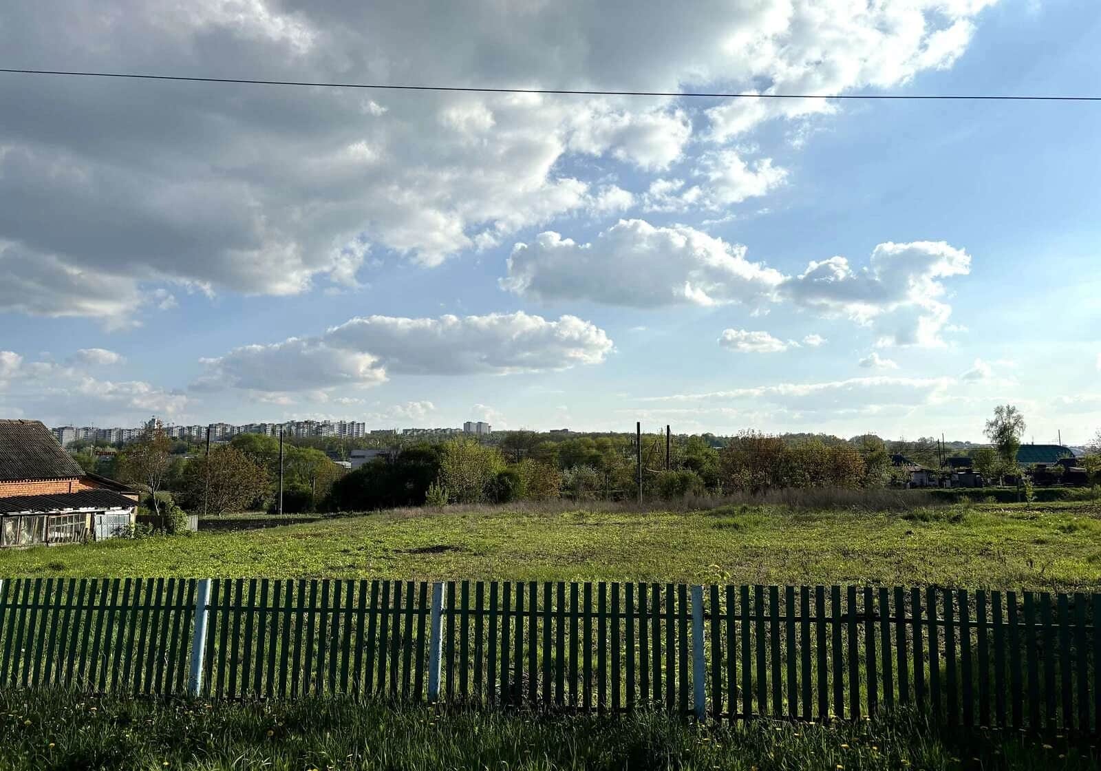 Ділянка 13.2 соток, Гречани: під гараж, чорнозем, електрика і газ - фото 1