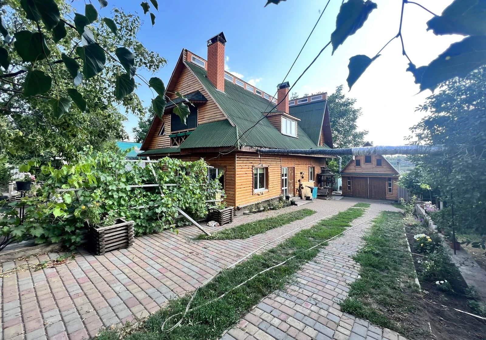 Будинок, Новоукраїнка: гараж, бесідка, ділянка 70 м² - фото 1
