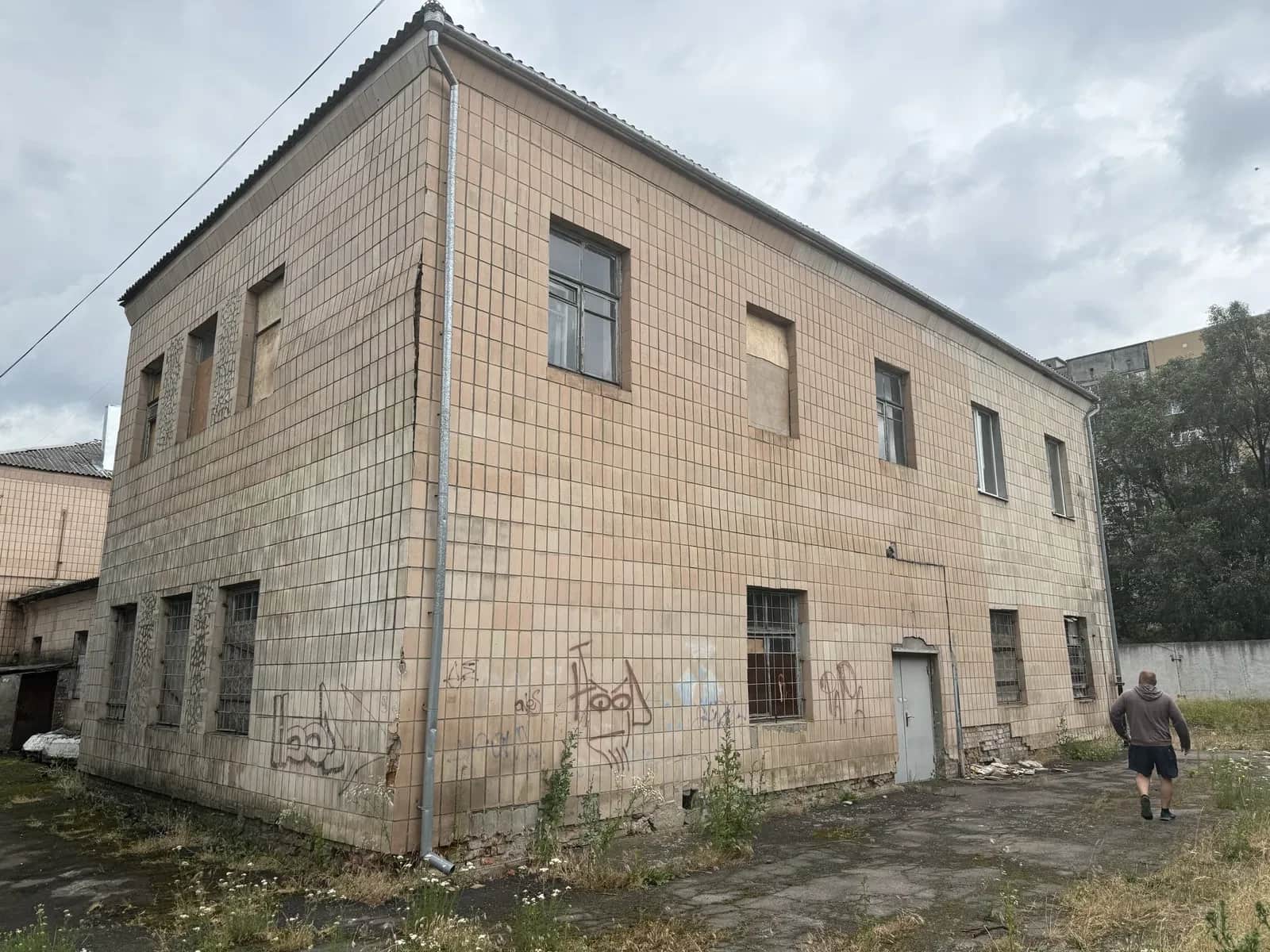 Склад, Рівне: цілодобова охорона, заїзд для великовантажного транспорту - фото 1