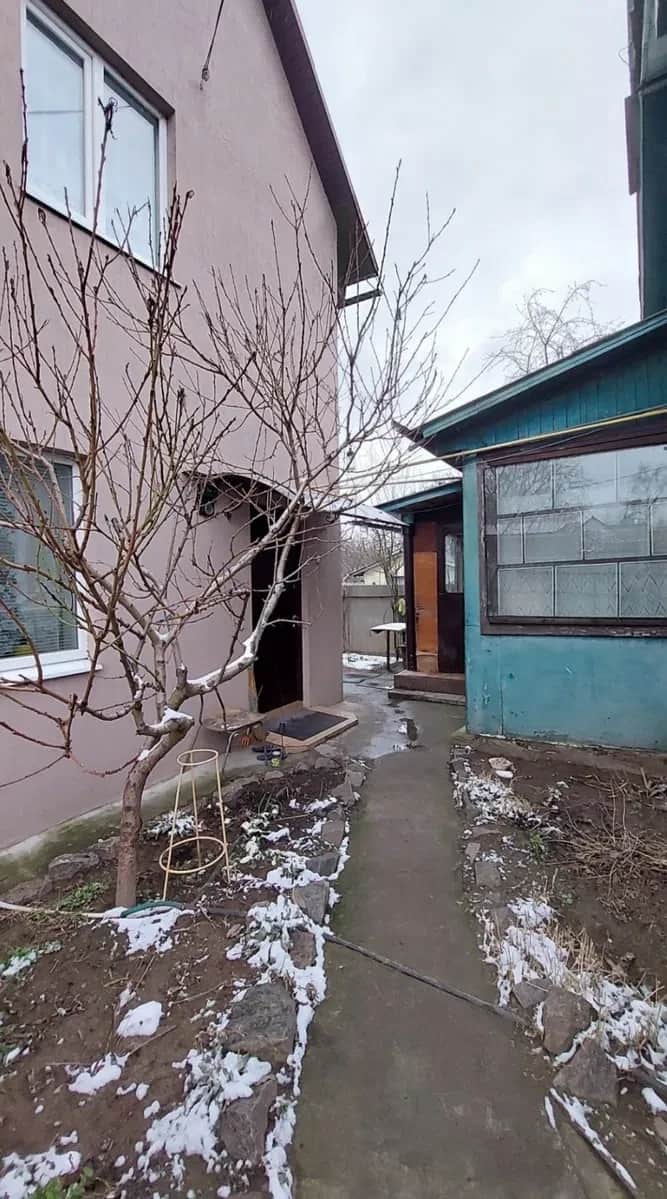 Будинок, Голлівуд: три поверхи, тепла підлога, кухня 22.5 м² - фото 2