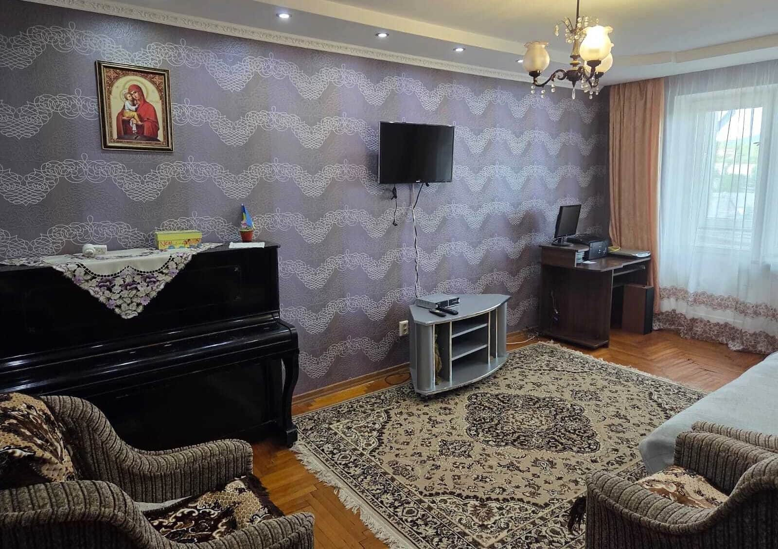 3-кімнатна квартира, Шахта: цегляні стіни, газове опалення - фото 2