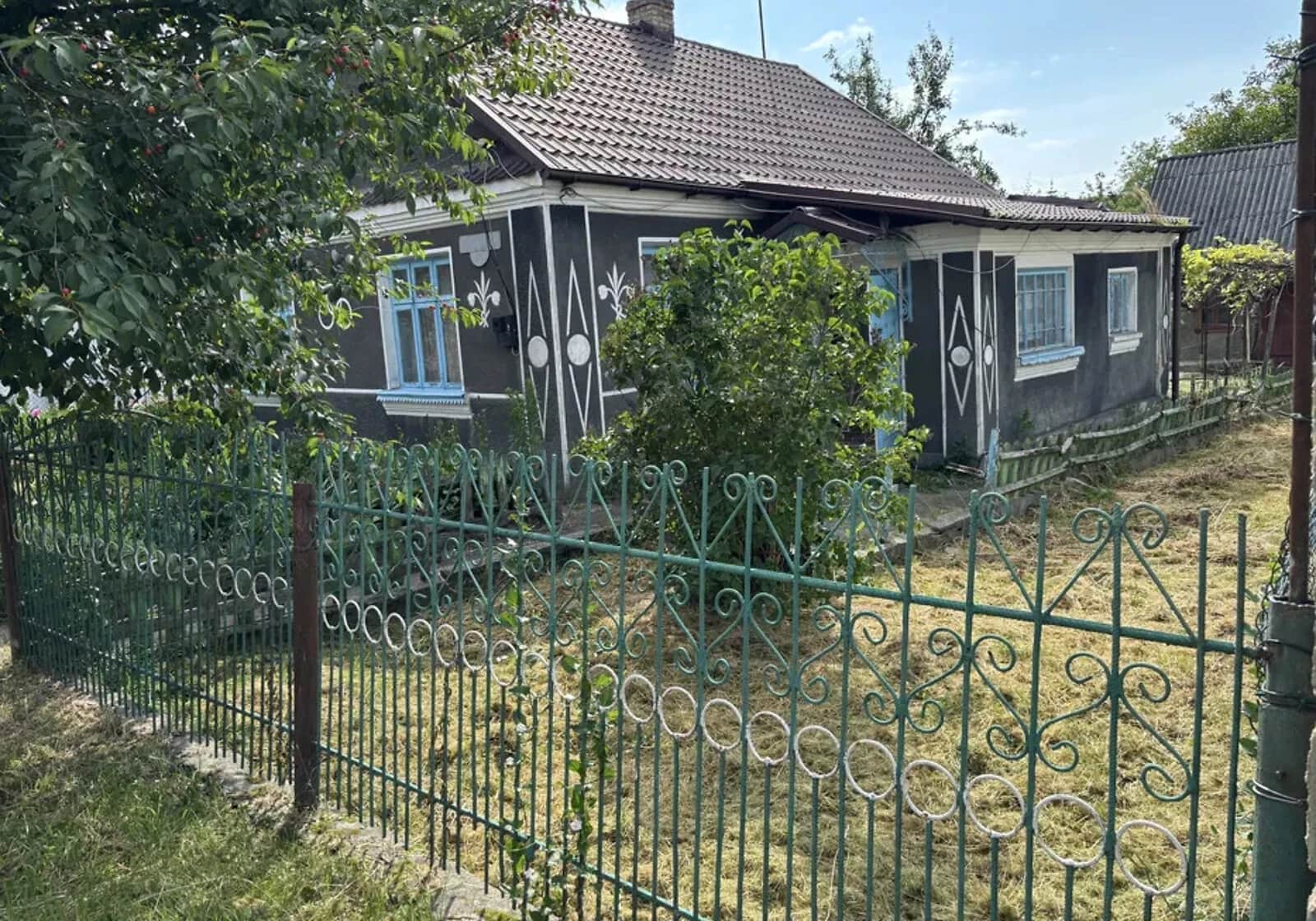 Будинок, Нововолинськ: ділянка 20 соток, цегляні стіни - фото 1