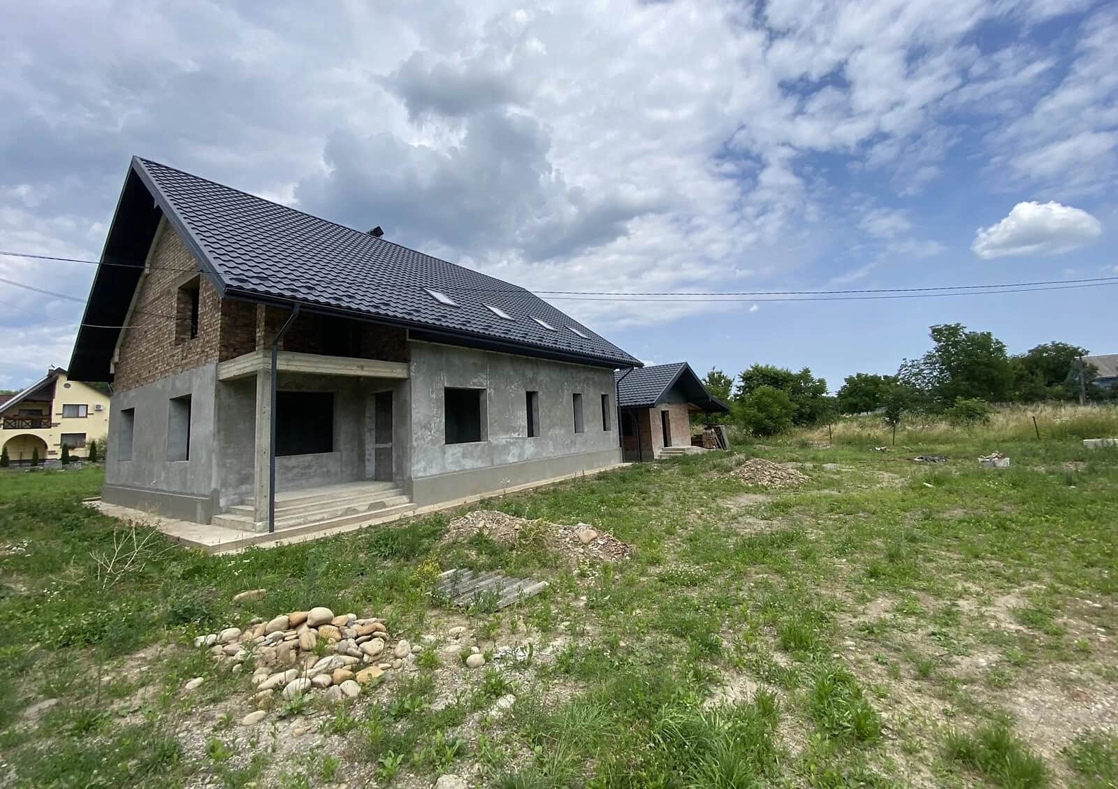 Будинок, Кути: ділянка 1310 м², 2 спальні - фото 1
