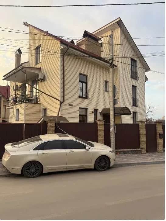 3-кімнатна квартира, Петропавлівська Борщагівка: ЄОселя, генератор - фото 1