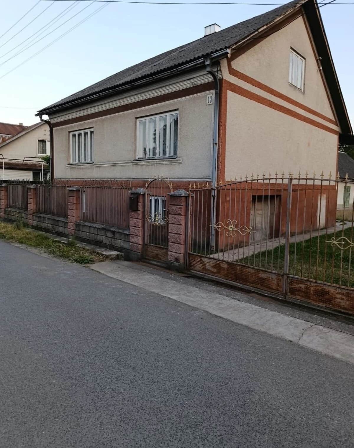 Будинок, Вільхівці: 10 соток, гараж із підвалом, свердловина - фото 1