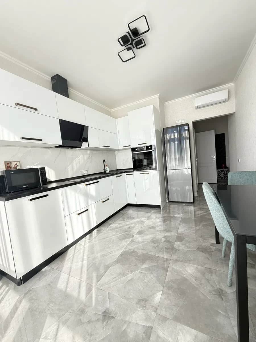 2-кімнатна квартира у ЖК 31жемчужина: море 8 хвилин, генератор - фото 2