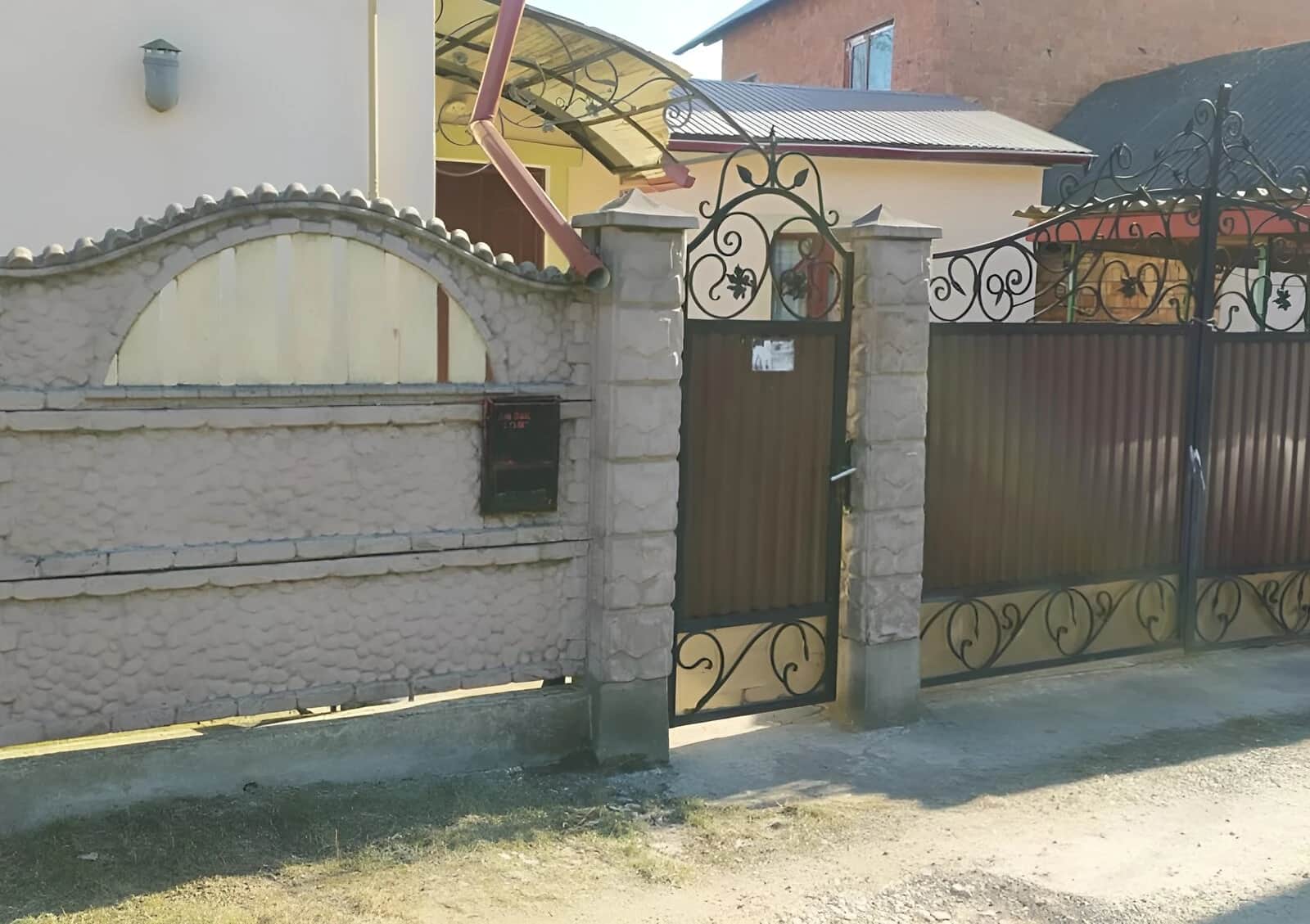 Будинок, Чернівці: 10 соток, свердловина, торг можливий - фото 2