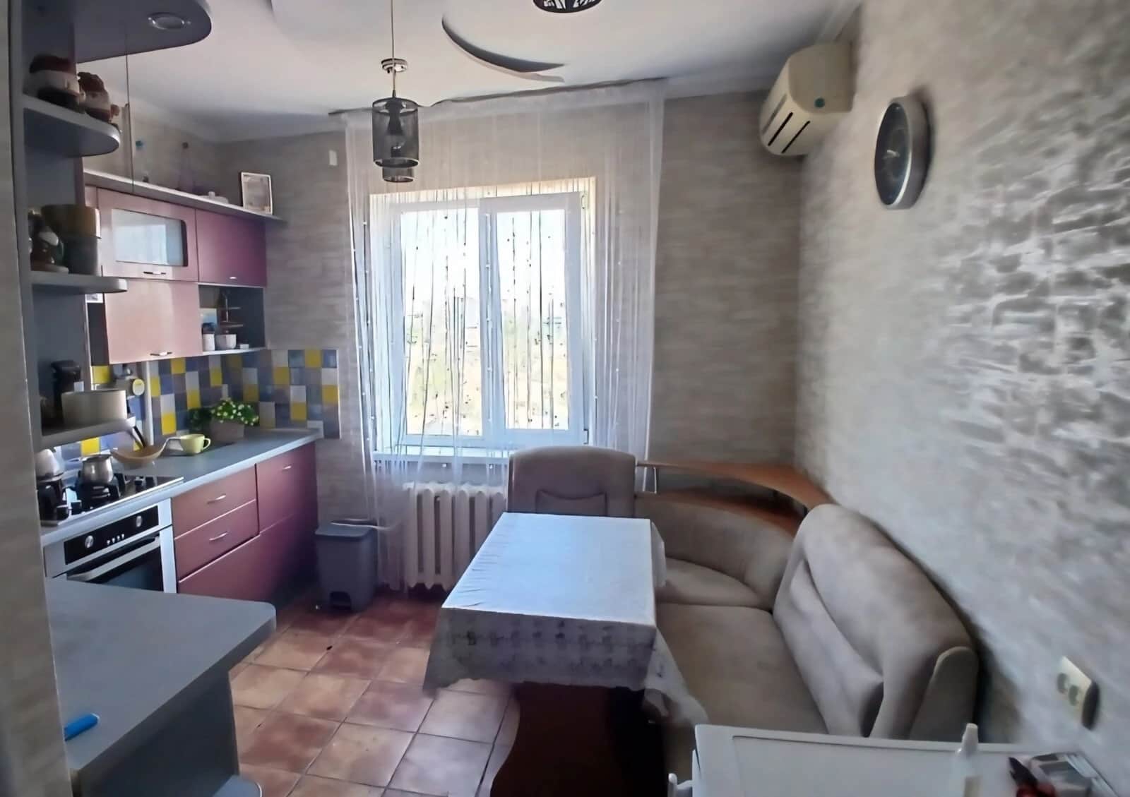 2-кімнатна квартира, Шуменський: вода й опалення без світла - фото 1