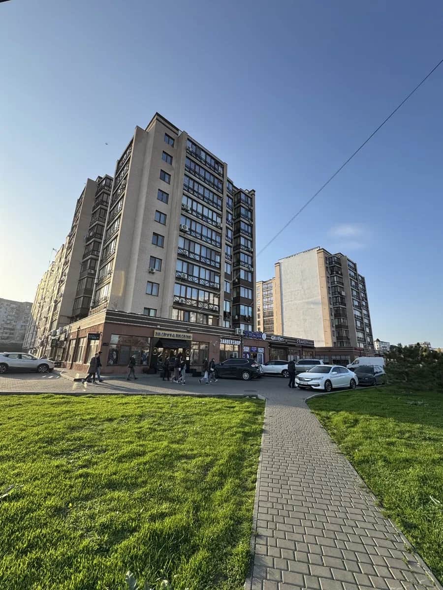 Дворівнева квартира у ЖК Парус: вид на море, пляж через дорогу - фото 1