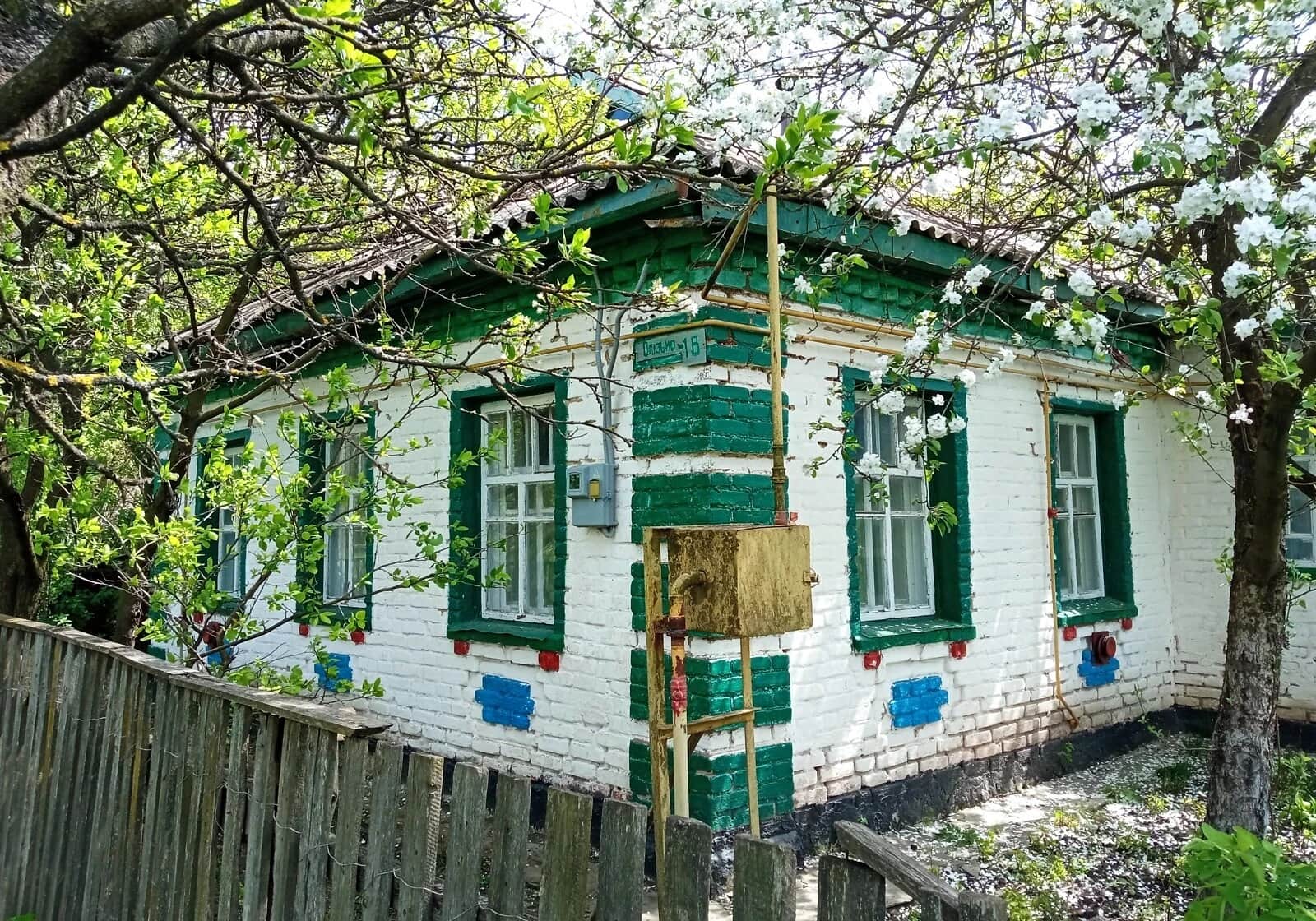 Будинок, Красносілля: 51 сотка, 3 спальні, криниця - фото 1